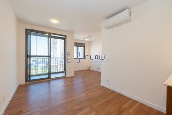 apartment em Avenida Yervant Kissajikian, Vila Constança - São Paulo - SP