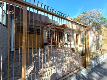 house em Avenida Modesto Dias dos Santos, Santa Lúcia - Caxias do Sul - RS