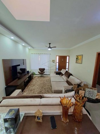 house em Avenida Affonso José Aiello, Vila Aviação - Bauru - SP