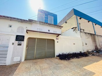 house em Rua T-27, Qd.72, Lt.03, Casa 4, Setor Bueno - Goiânia - GO