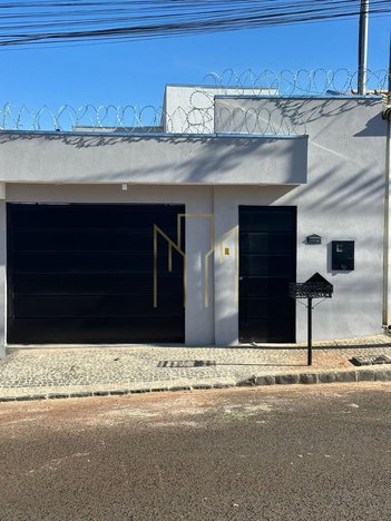 house em Rua Saturno, Jardim Brasília - Uberlândia - MG