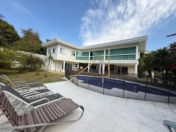 house em Avenida Botucatu, Residencial Tamboré - Barueri - SP