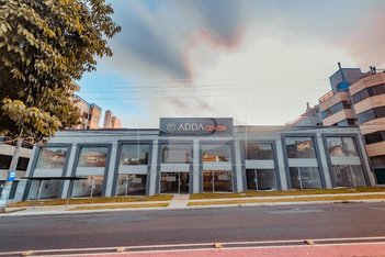 business em Rua Dona Adda Mascarenhas de Moraes, Jardim Itu - Porto Alegre - RS