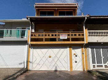 house em Rua César Costa, Serpa - Caieiras - SP