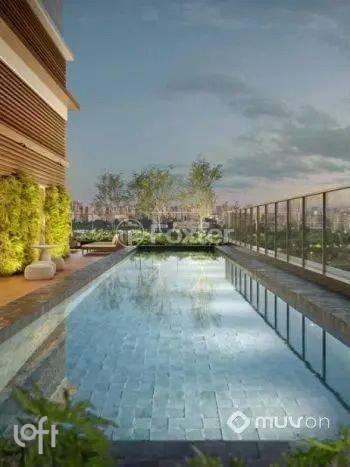 piscina-na-cobertura-com-vista-panoramica