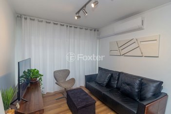 apartment em Rua Rubens Rosa Guedes, Jardim Itu - Porto Alegre - RS