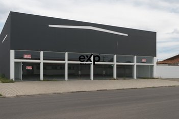 industrial em Rua Frei Henrique de Ascoli, Capuchinhos - Feira de Santana - BA