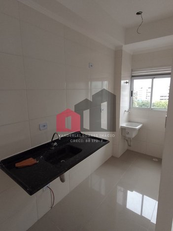 apartment em Rua Armando Ennio Lona, Jardim Eliane - São Paulo - SP