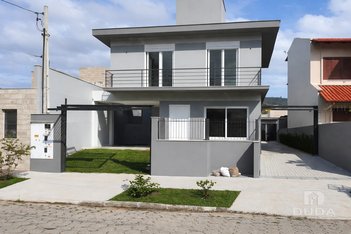 house em Rua Octávio Lebarbenchon, Córrego Grande - Florianópolis - SC