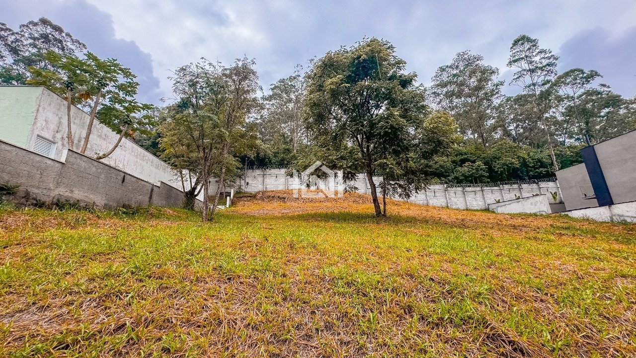 Terreno a venda no condominio Reserva Santa Maria