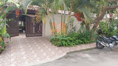 house em Rua Cenira da Silva Mesquita, Centro - Matinhos - PR