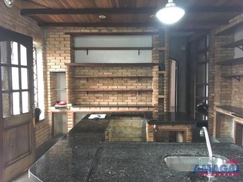 house em Avenida Arary Siqueira Moscatello, Jardim do Portal - Jacareí - SP