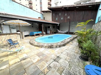 house em Rua Abílio de Jesus Moraes, Caiçara - Praia Grande - SP