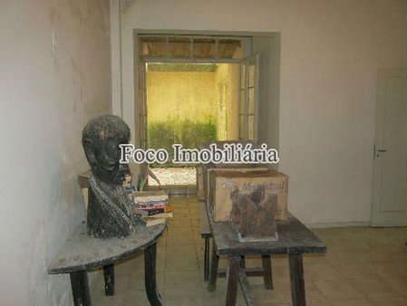 Cômodo Condomínio