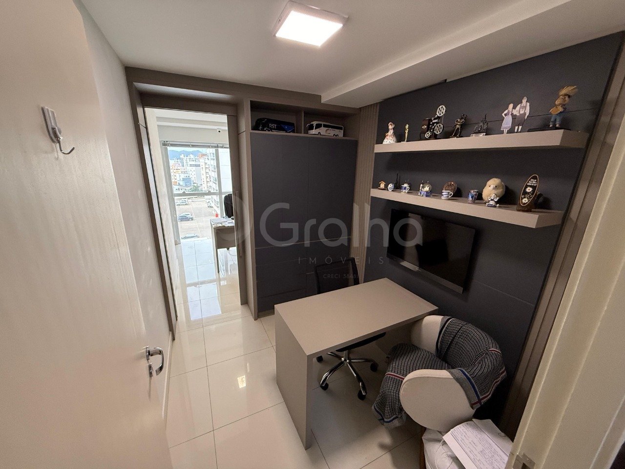 96d1b887-8ea8-4504-8d4b-df00500367b9