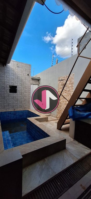 house em Avenida das Seringueiras, Jardim das Palmeiras - Cuiabá - MT