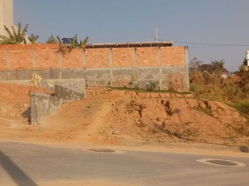 commercial_land_lot em Rua Lírio dos Vales, Novo Retiro - Esmeraldas - MG