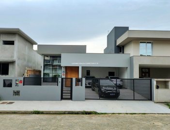 house em Rua Gênova, Córrego Grande - Florianópolis - SC