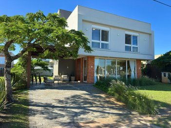 house em Rua Rio Novo, Centro - Xangri-Lá - RS