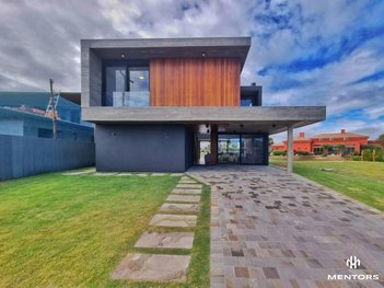 house em Avenida Paraguassu, Centro - Xangri-Lá - RS