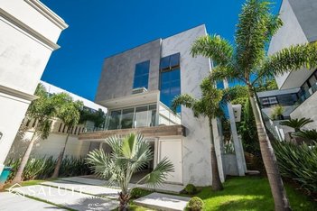 house em Rua Mathias Olinger, Centro - Itajaí - SC