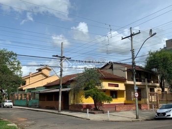 house em Rua Gomes de Freitas, Jardim Itu - Porto Alegre - RS