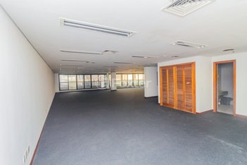 office em Avenida Júlio de Castilhos, Centro Histórico - Porto Alegre - RS