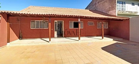 house em Rua Bolívia, Vila Brasil - Londrina - PR