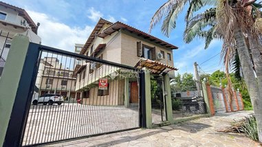 house em Avenida Karl Iwers, Jardim Itu - Porto Alegre - RS