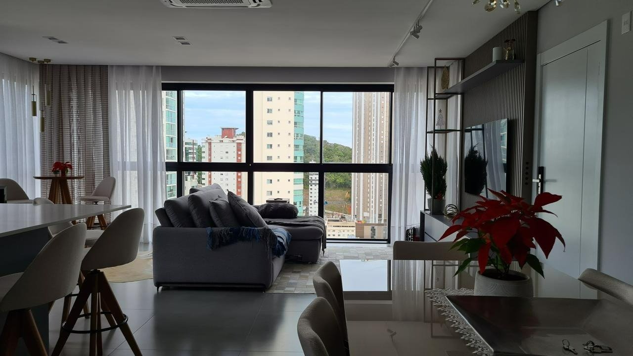 WhatsApp Image 2025-09-15 at 14.43