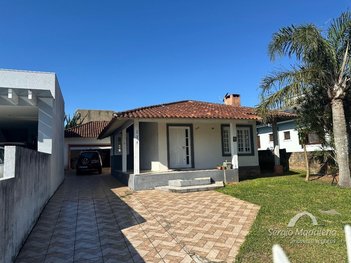house em Avenida Conceição do Arroio, Vila da Serra - Osório - RS