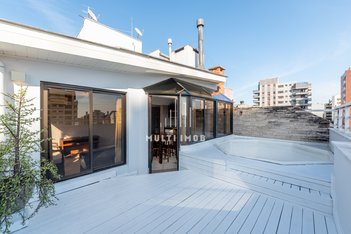 apartment em Rua Pedro Ivo, Mont Serrat - Porto Alegre - RS