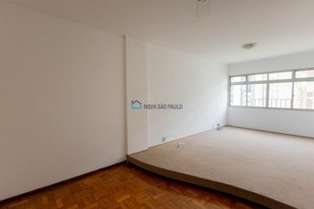 apartment em Rua Doutor Eduardo de Souza Aranha, Vila Nova Conceição - São Paulo - SP