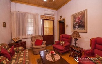 house em Conselheiro Travassos, São Geraldo - Porto Alegre - RS