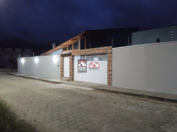 house em Rua Rio Paraná, Estância Balneária Hawai - Caraguatatuba - SP