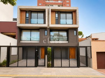 house em Rua Américo Vespucio, Higienópolis - Porto Alegre - RS