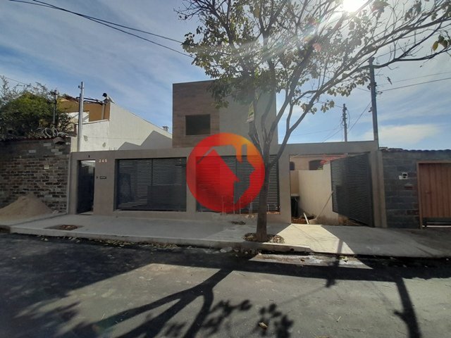 Apartamento com 3 quartos — Planalto, Belo Horizonte