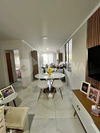 apartment em Rua Sagui-do-Cerrado, Loteamento Residencial Pequis - Uberlândia - MG