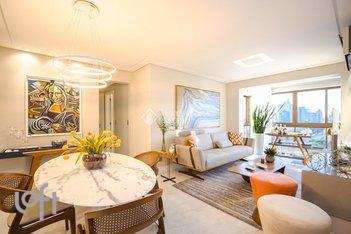 apartment em Eduardo Guimarães, Três Figueiras - Porto Alegre - RS