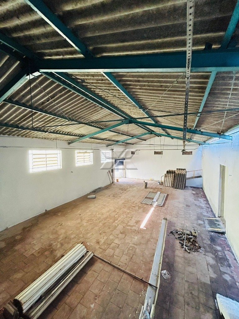 Barracão (Vista ll )