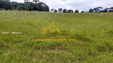 land_lot em Rua Coronel Evaristo, Centro - Congonhal - MG