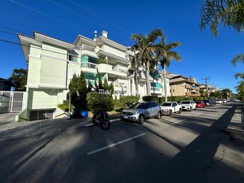 apartment em Rua das Algas, Jurerê - Florianópolis - SC