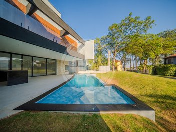 house em Avenida Bom Pastor, Alphaville - Santana de Parnaíba - SP