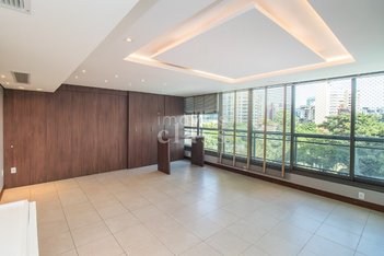 apartment em Rua Primeiro de Janeiro, Três Figueiras - Porto Alegre - RS
