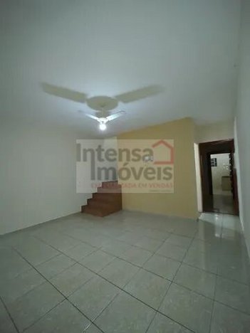 house em Rua Renato Braga, Vila Santa Isabel - Taubaté - SP