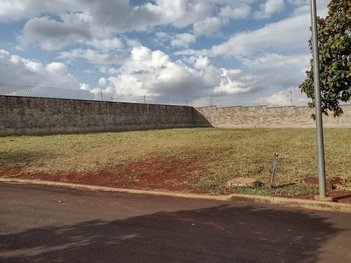 land_lot em Rua Jornalista Rubens Volpe Filho, Condomínio Veneza - Ribeirão Preto - SP