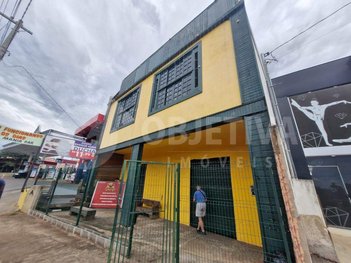 business em Avenida Anselmo Alves dos Santos, Santa Mônica - Uberlândia - MG