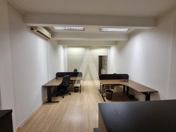 business em Rua Quinze de Novembro, Centro - Joinville - SC