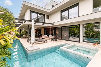 house em Rodovia Jornalista Maurício Sirotsky Sobrinho, Jurerê - Florianópolis - SC