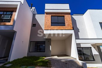 house em Rua Padre João Wislinski, Santa Cândida - Curitiba - PR